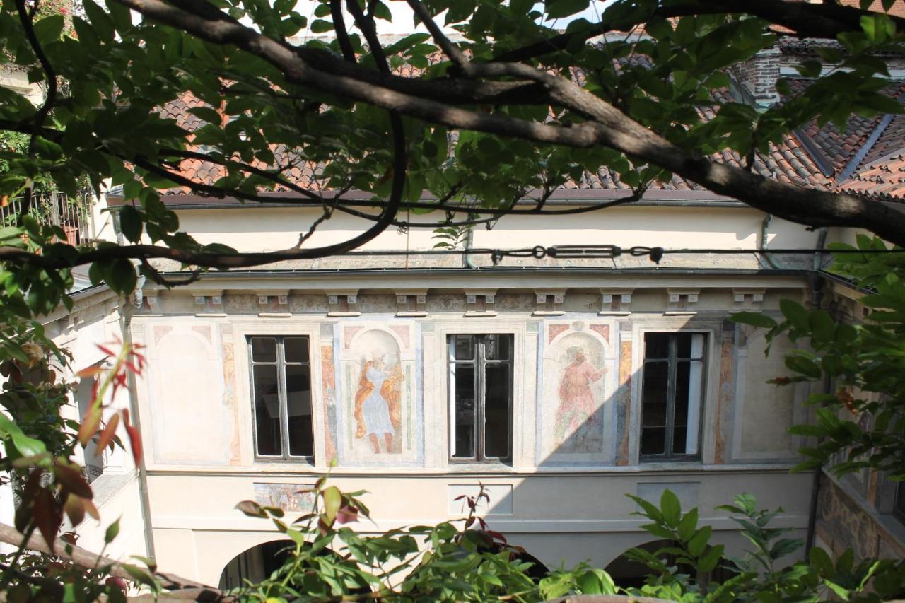 Two-Bedroom Apartment with Terrace
