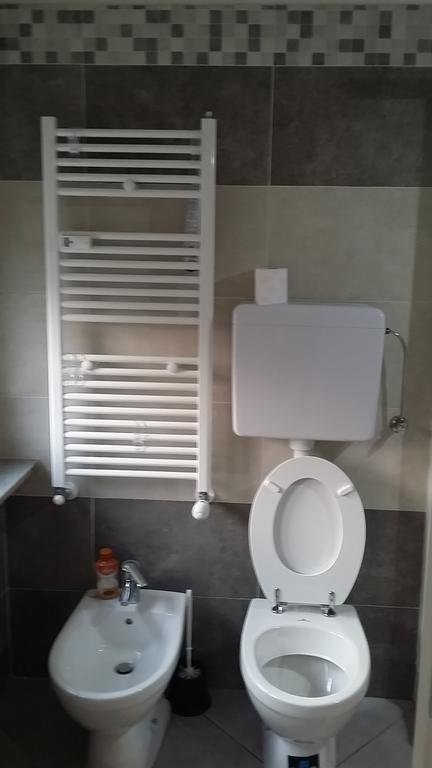 Quadruple Room with Private Bathroom