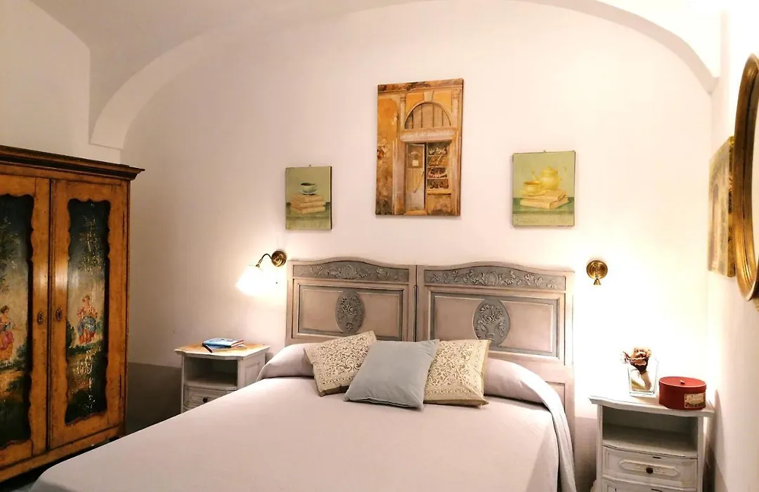 Corte Delle Camelie Bed And Breakfast-1