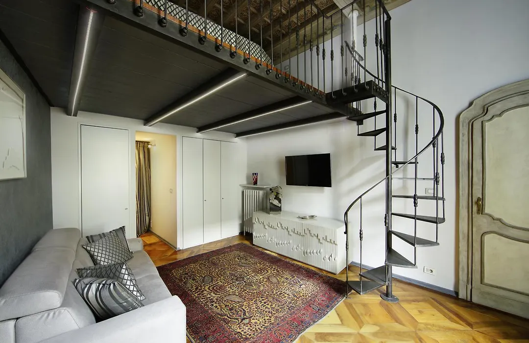 Turin Art Experience Bed & Breakfast-1