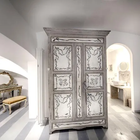 Corte Delle Camelie Bed And Breakfast-2