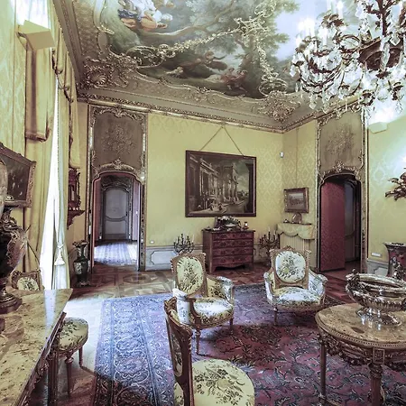 Turin Art Experience Bed & Breakfast-2