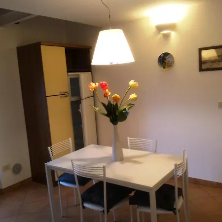 Domus Urbana-2